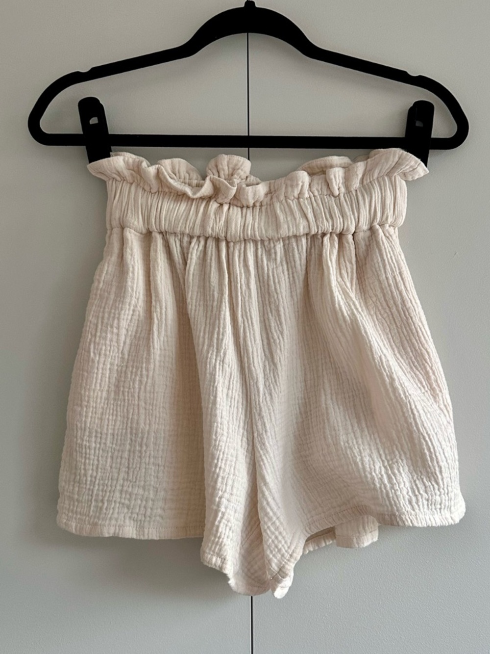 Mable Two Piece Set Bandeau Top and High Waisted Shorts in Cream - Size Small - Picture 12 of 16